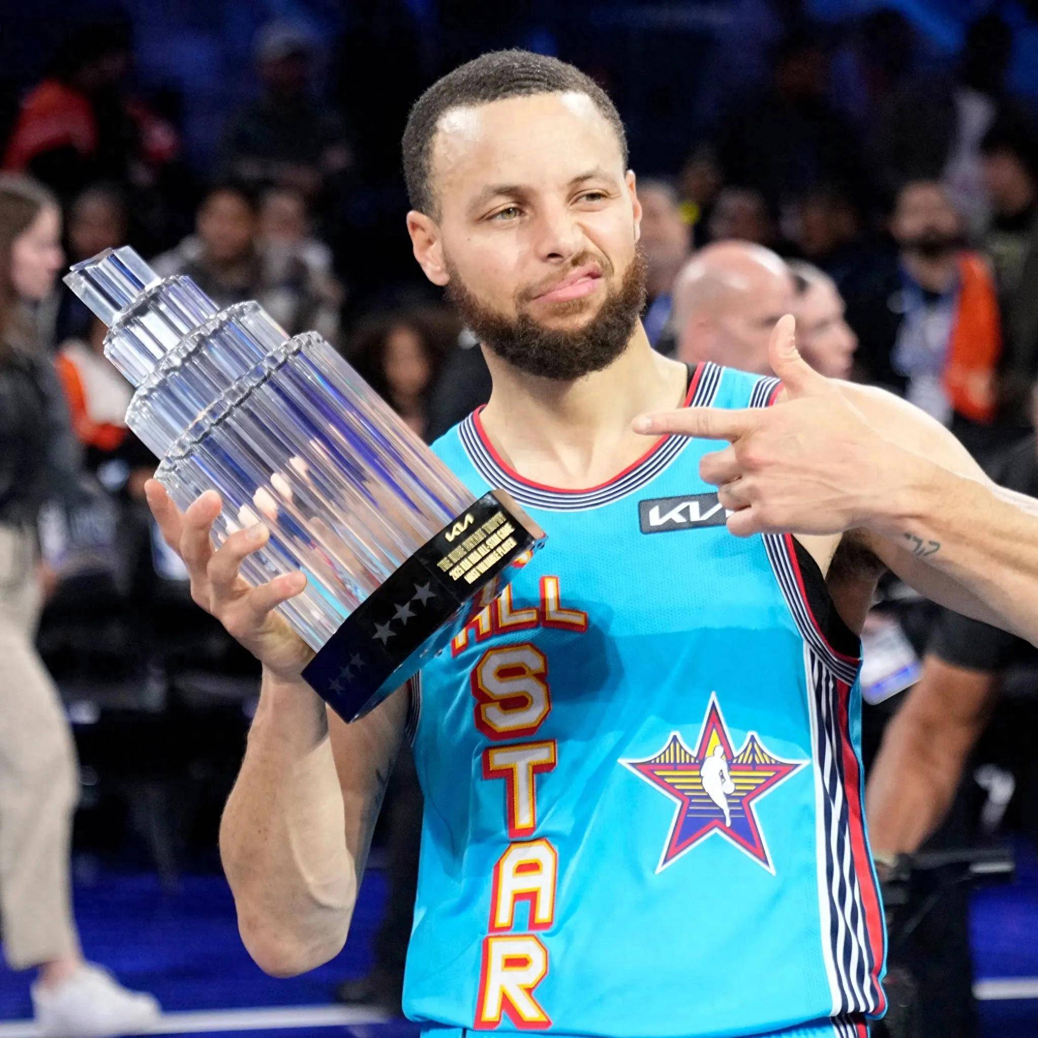 光芒四射 光芒四射