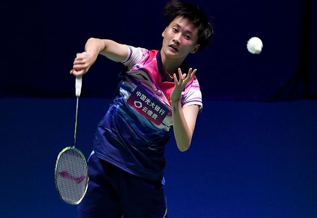 在篮下的近 在篮下的近